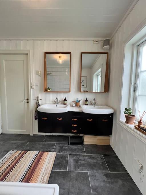 3 Bedroom Full House - Close To Ons & City Centrum Stavanger Bagian luar foto
